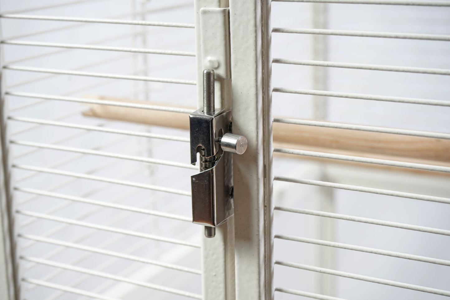 YES4PETS Small Bird Transport Budgie Cage Parrot Aviary Carrier With Stand & Wheels